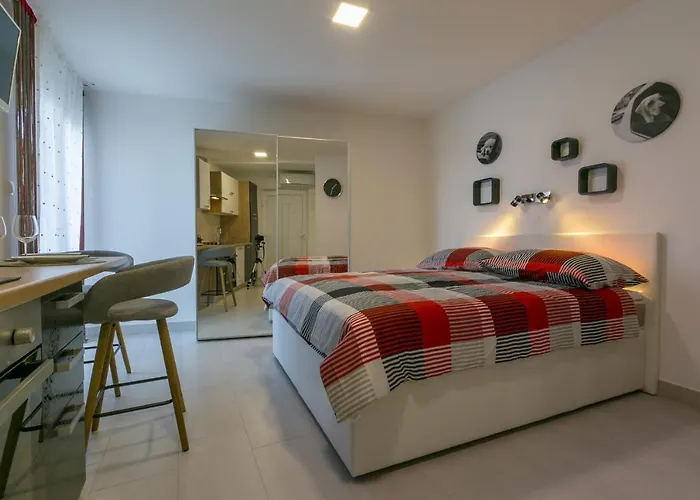 Apartment Domino Dramalj